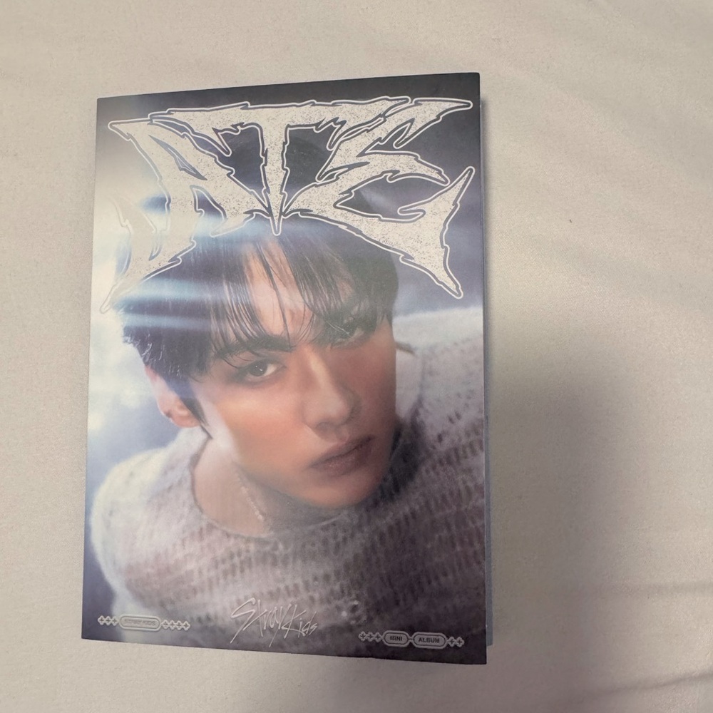 RESERVED - STRAY KIDS DIGITS ATE ALBUM